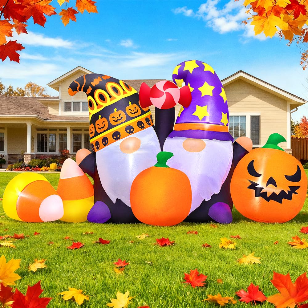 KOOY lawn scene showing family-friendly Thanksgiving yard decoration