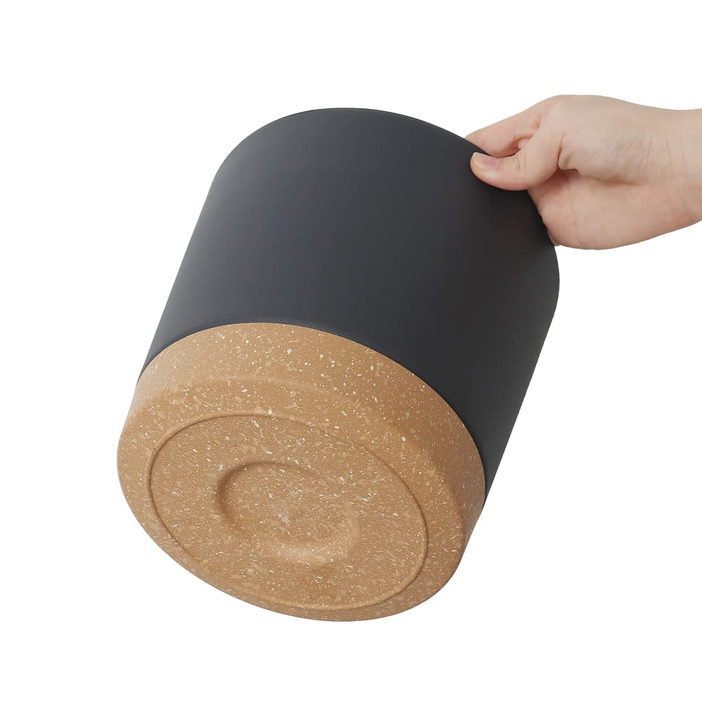 kubvici packaging and label shot indicating product details and contents