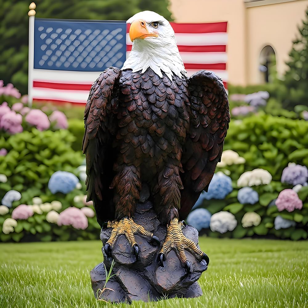 KUCKGO eagle front view showing lifelike pose and patriotic presence