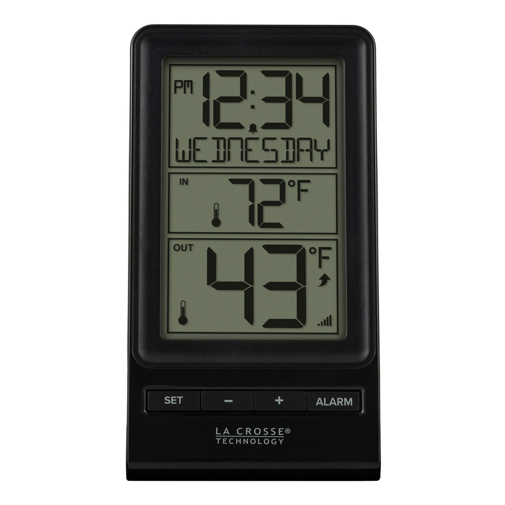La Crosse Technology front display showing time and temps, clear at-a-glance view