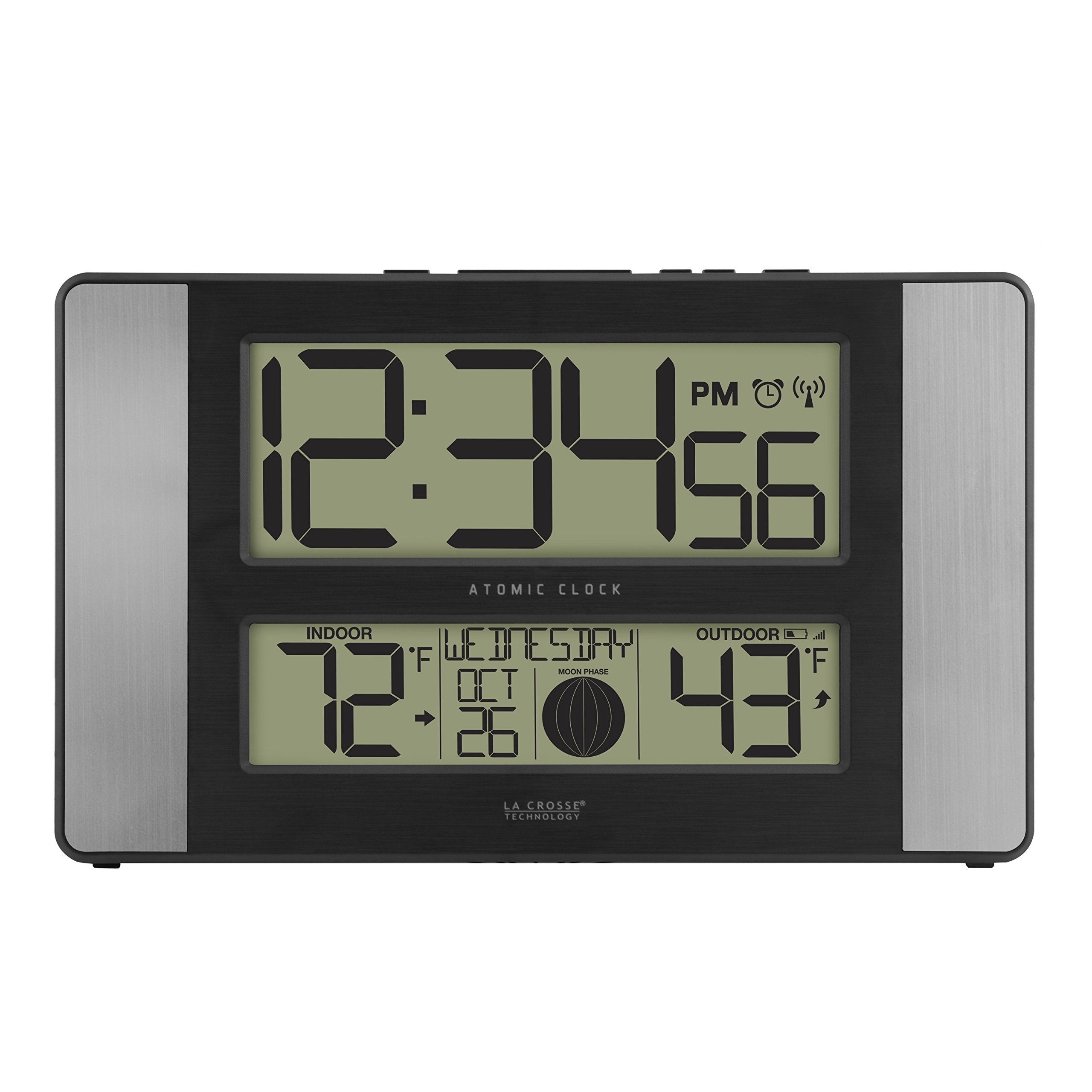 La Crosse Technology front display showing large time digits and calendar for quick reading