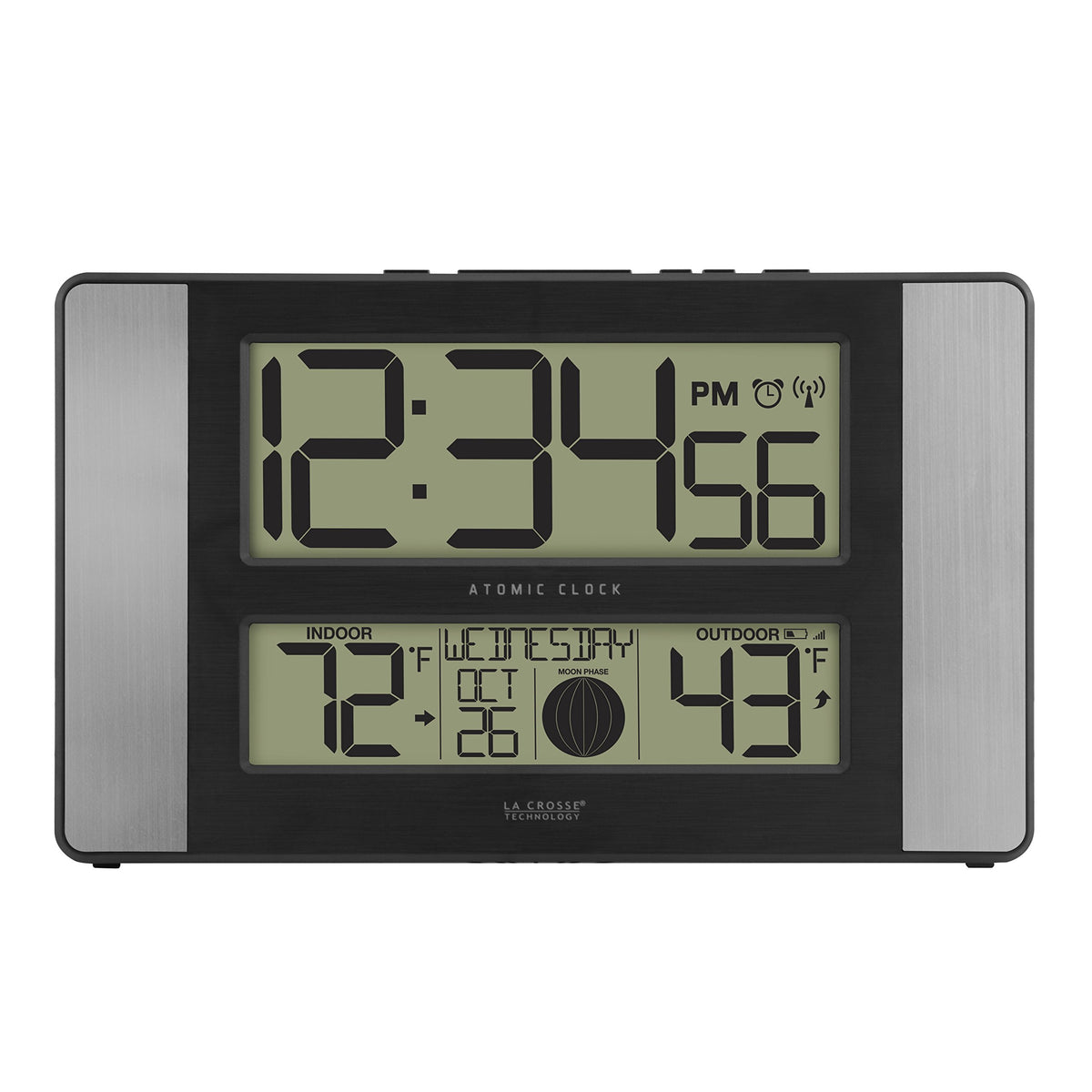La Crosse Technology front display showing large time digits and calendar for quick reading