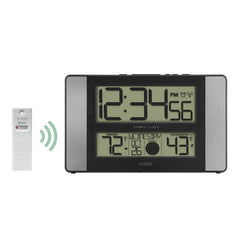 La Crosse Technology close-up of large 2.125 inch time digits for easy visibility