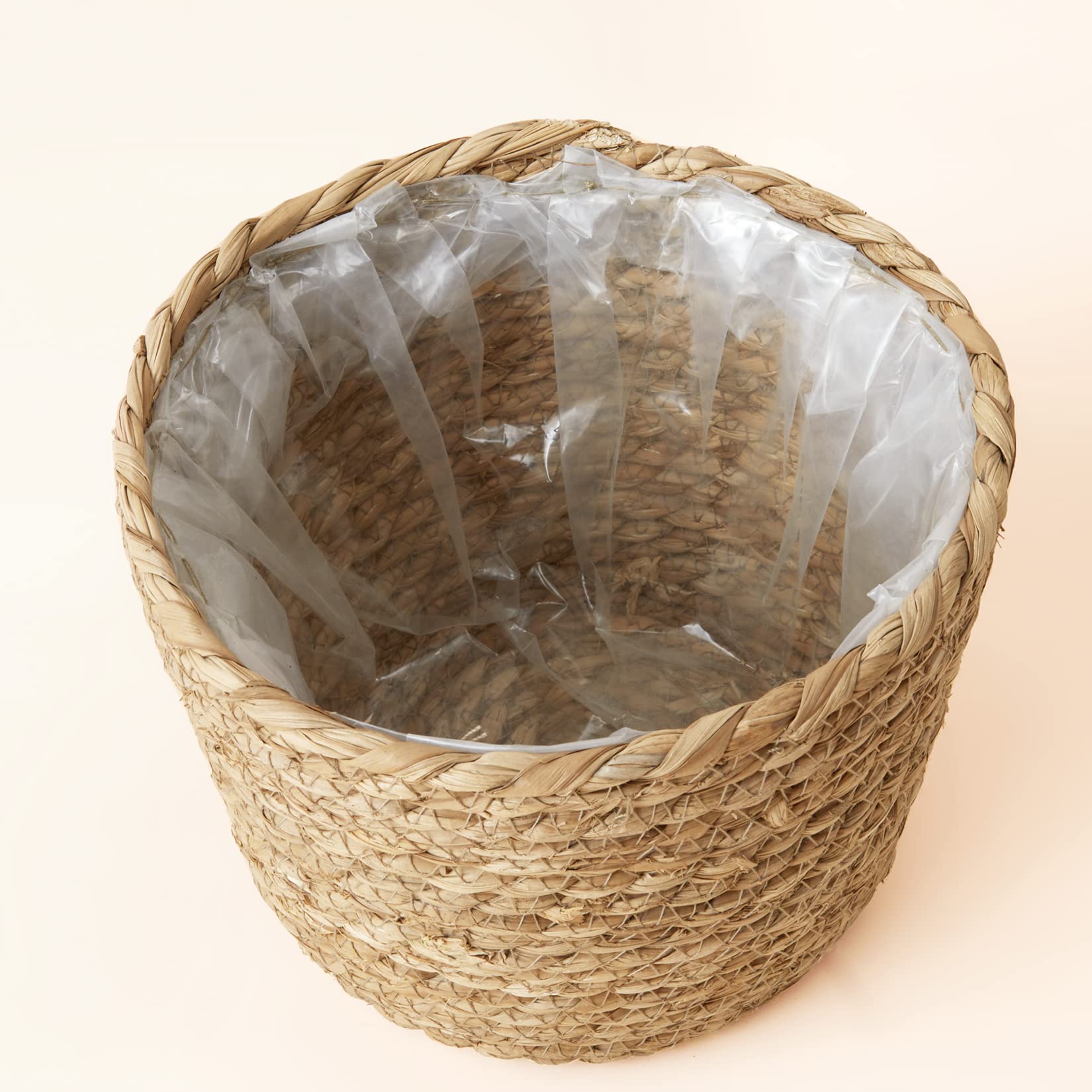 LA JOLIE MUSE close-up of seagrass weave texture highlighting handcrafted durability and rustic charm