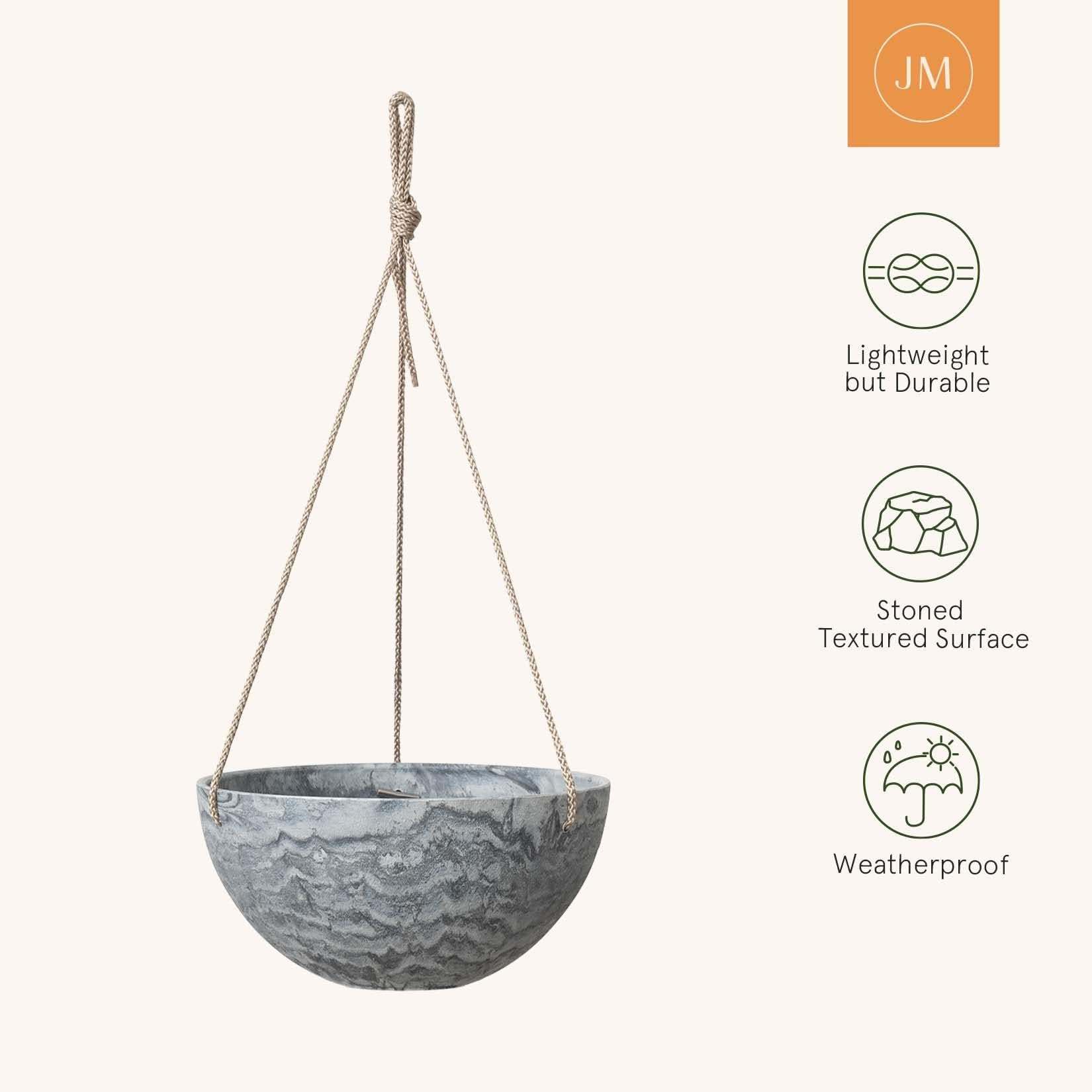 LA JOLIE MUSE detail of heavy-duty triple-rope hanger showing secure support and easy adjustment