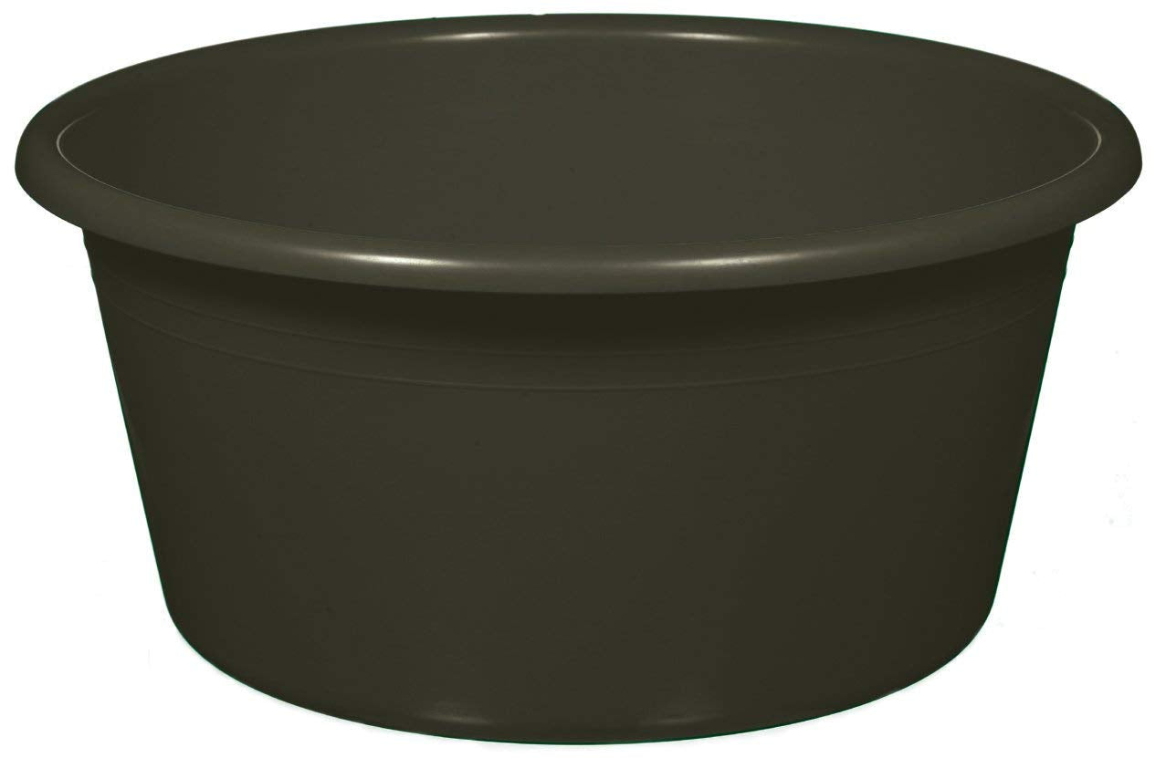 Laguna front view of tub showing size and tidy soil containment benefit