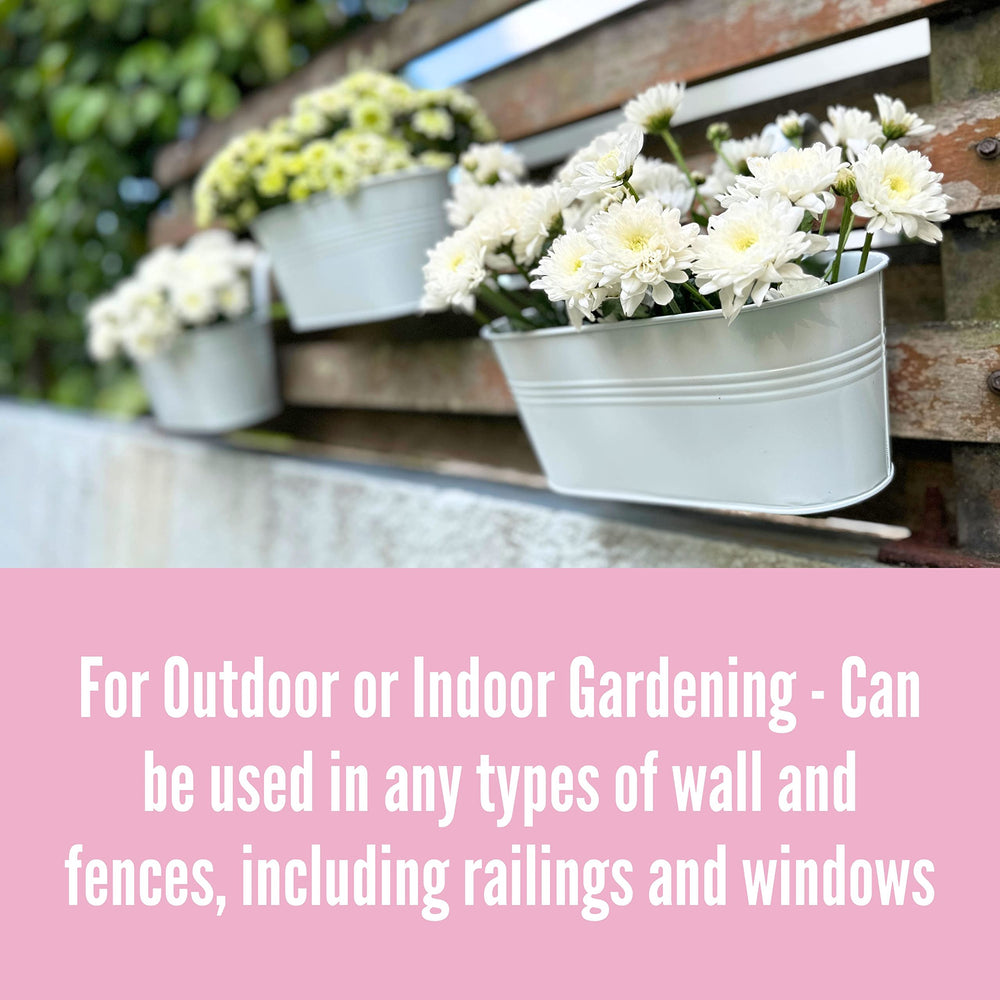 LáLáGreen planter hung on balcony rail demonstrating stable outdoor display