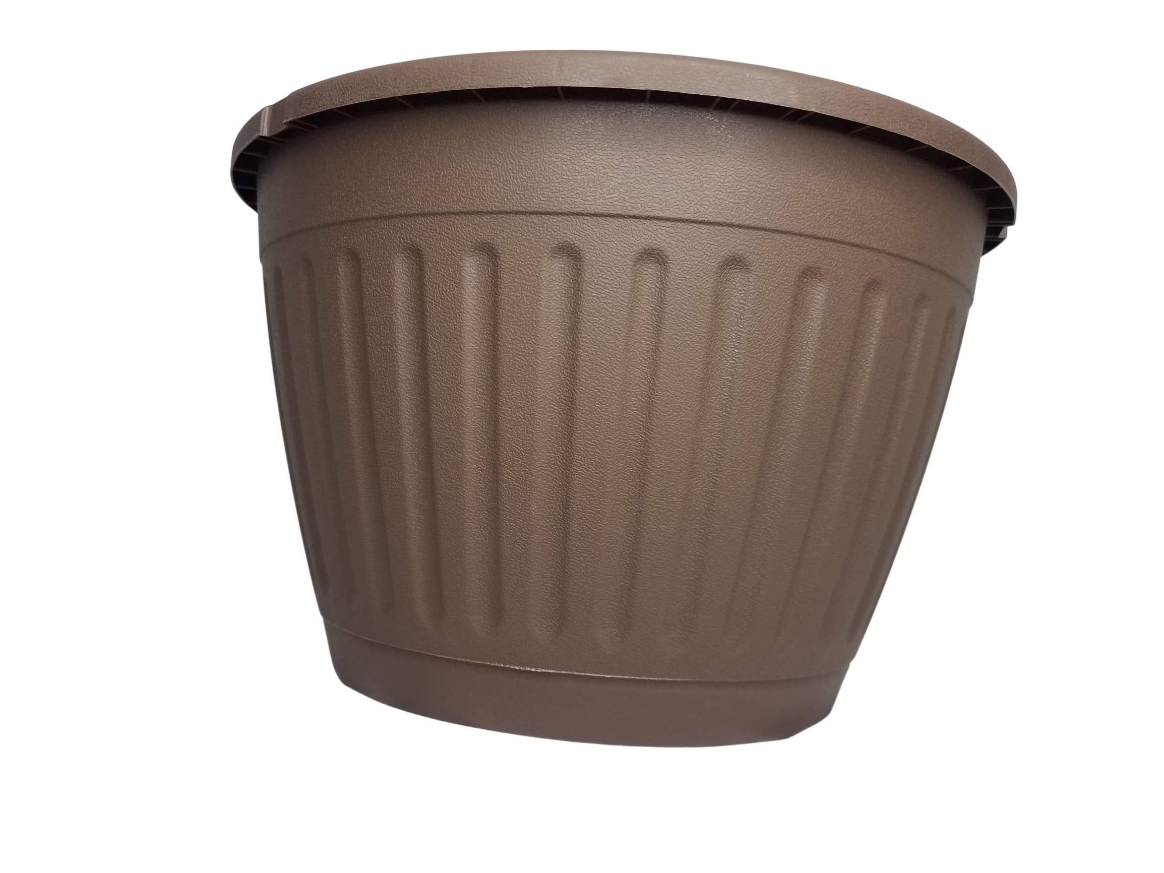 Landmark Plastics interior saucer and drainage holes closeup preventing waterlogging
