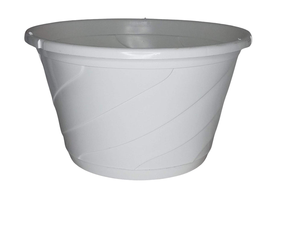 Landmark Plastics hanger and interior saucer demonstrating secure drainage