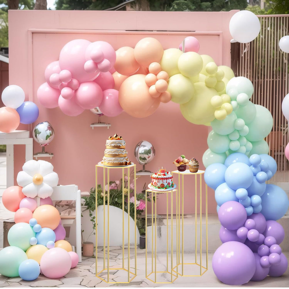 Latywen outdoor party backdrop with pedestals adding height and focus