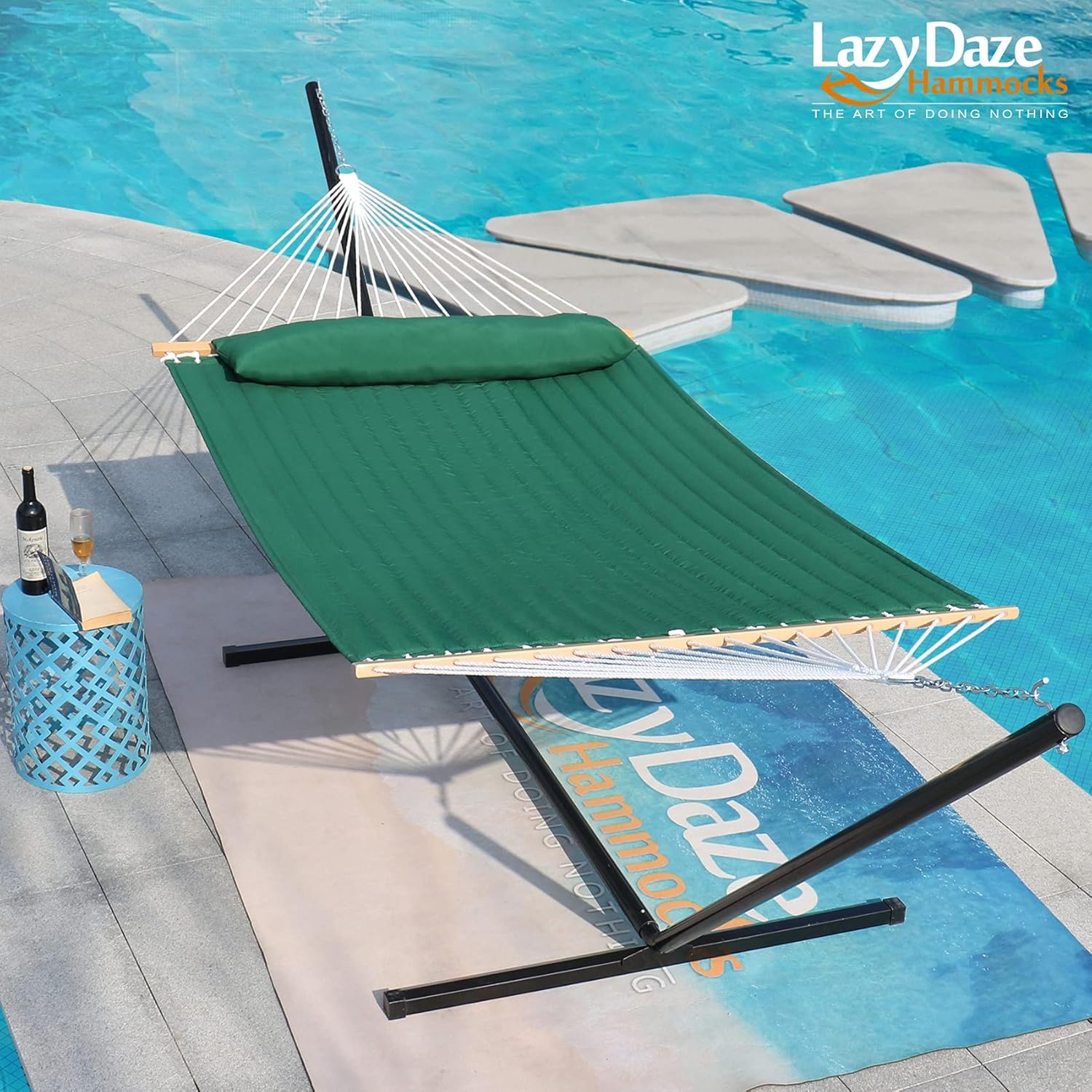 Lazy Daze sewn-in pillow detail providing neck support and added comfort