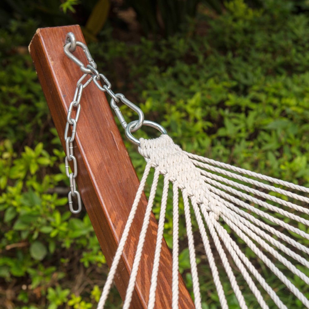 Lazy Daze Hammocks spreader bar and reinforced end loop detail highlighting stability and balanced support