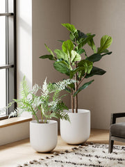 LE TAUCI close-up of ceramic texture highlighting handcrafted finish and refined look