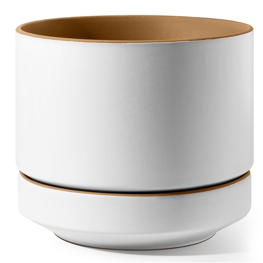 LE TAUCI front view of terracotta planter showing minimalist silhouette and stability