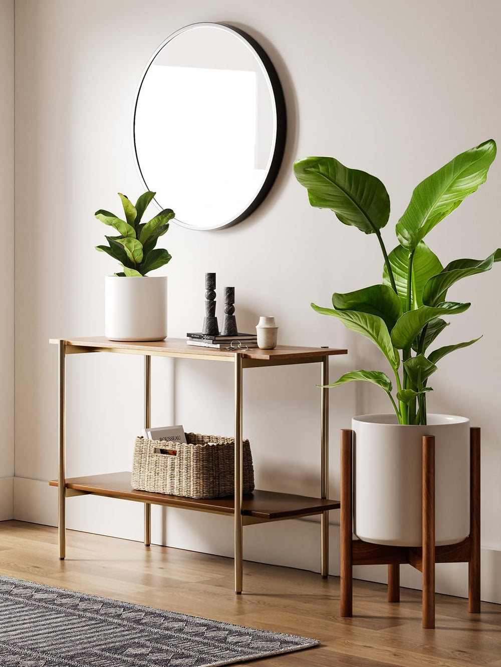 LE TAUCI side profile highlighting the acacia wood stand and reversible leg design