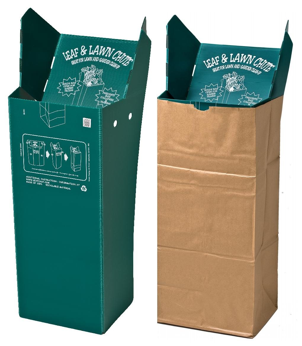 LeafEasy ATROFY front pack view showing three green ready-to-use bags for tidy cleanup