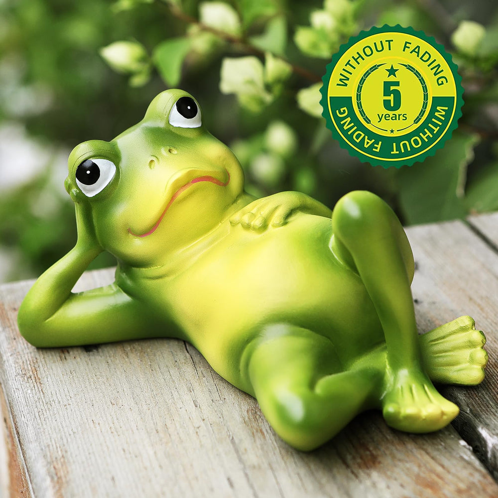 LEGIFO close-up of sitting frog showing sculpted features and durability