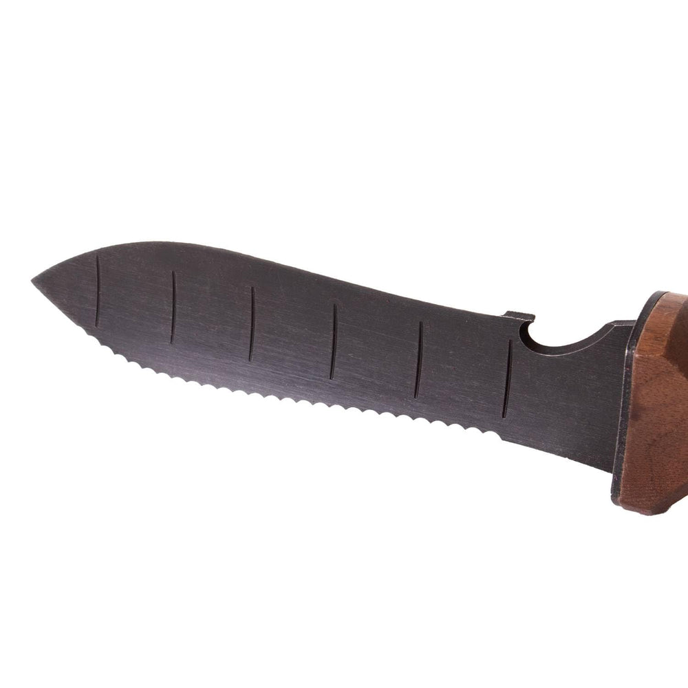 Lehman's sheath with belt clip illustrating safe carry and quick access