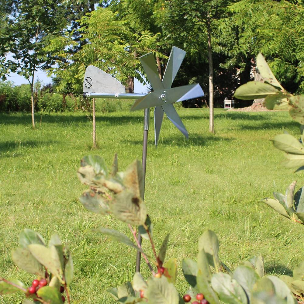 Lehman's windmill spinning motion captured to show wind-powered action