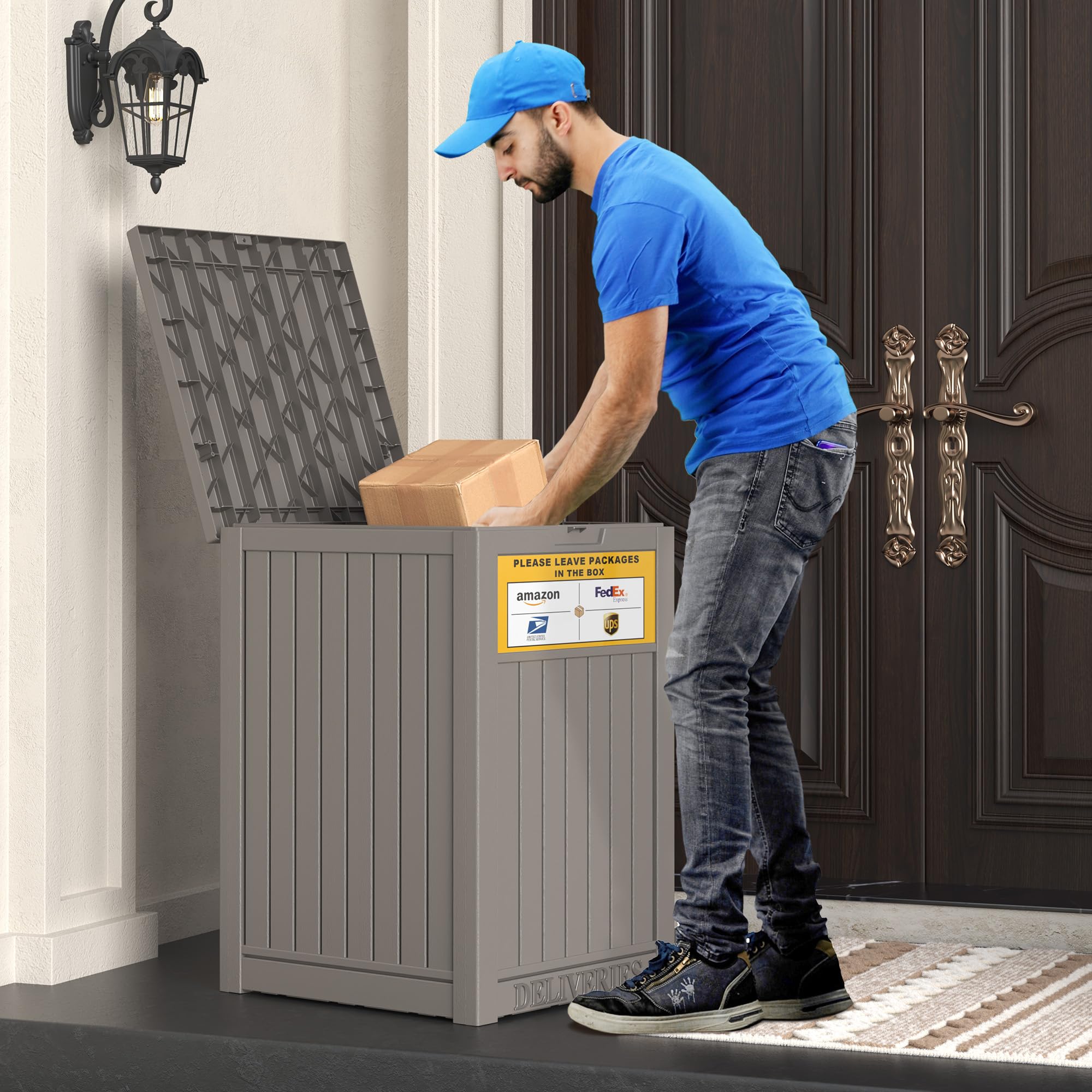 LHBGO detail of lockable lid for added parcel protection