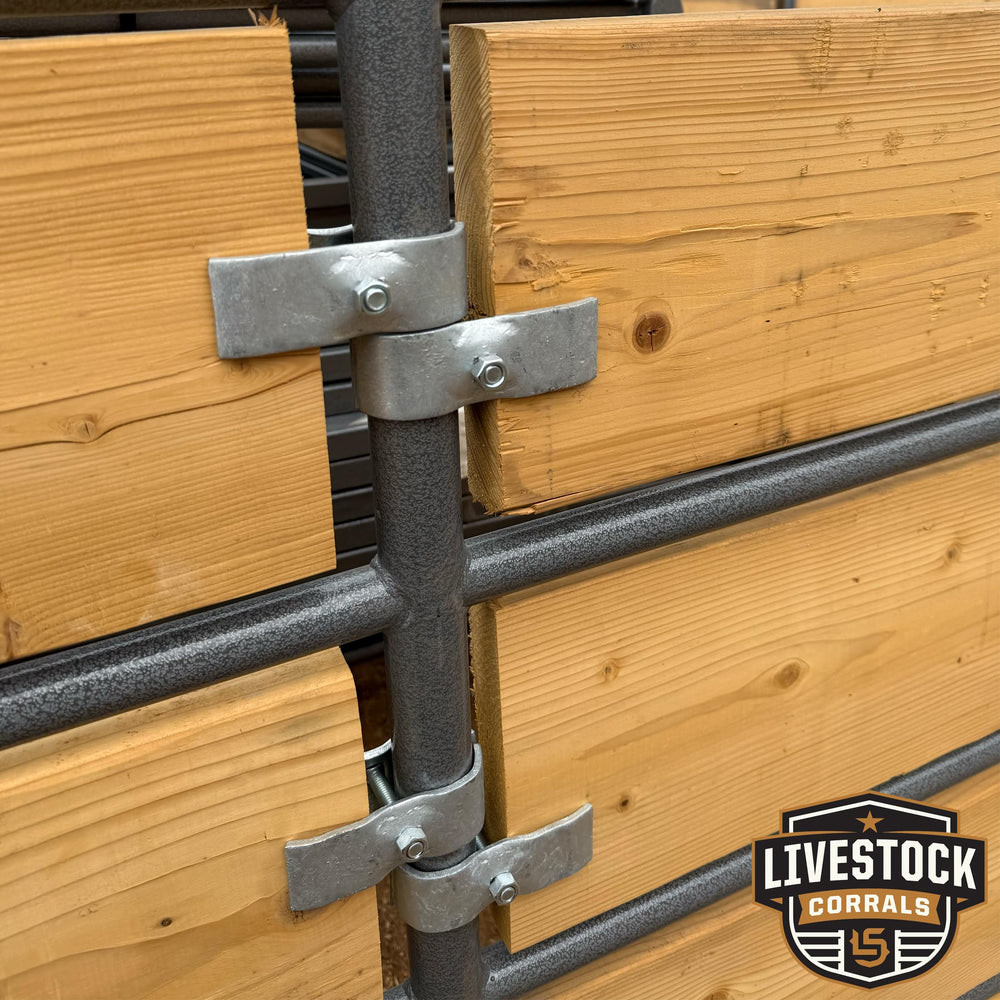 Livestock Corrals clamp holding stall kickboard keeping bedding and footing contained