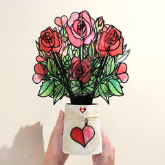 Lovepop decorative vase and charm detail highlighting quality finish and display stability