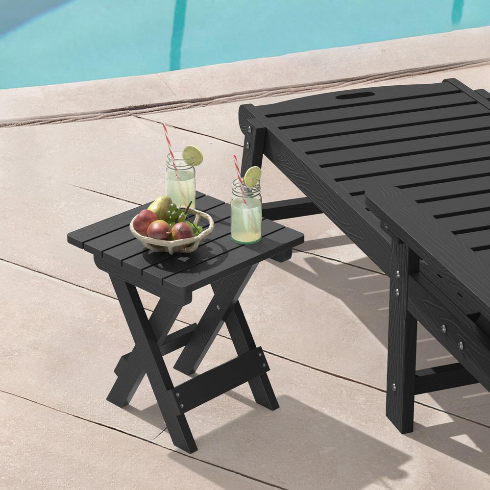 LUE BONA folded table with carry handle for effortless transport and compact storage