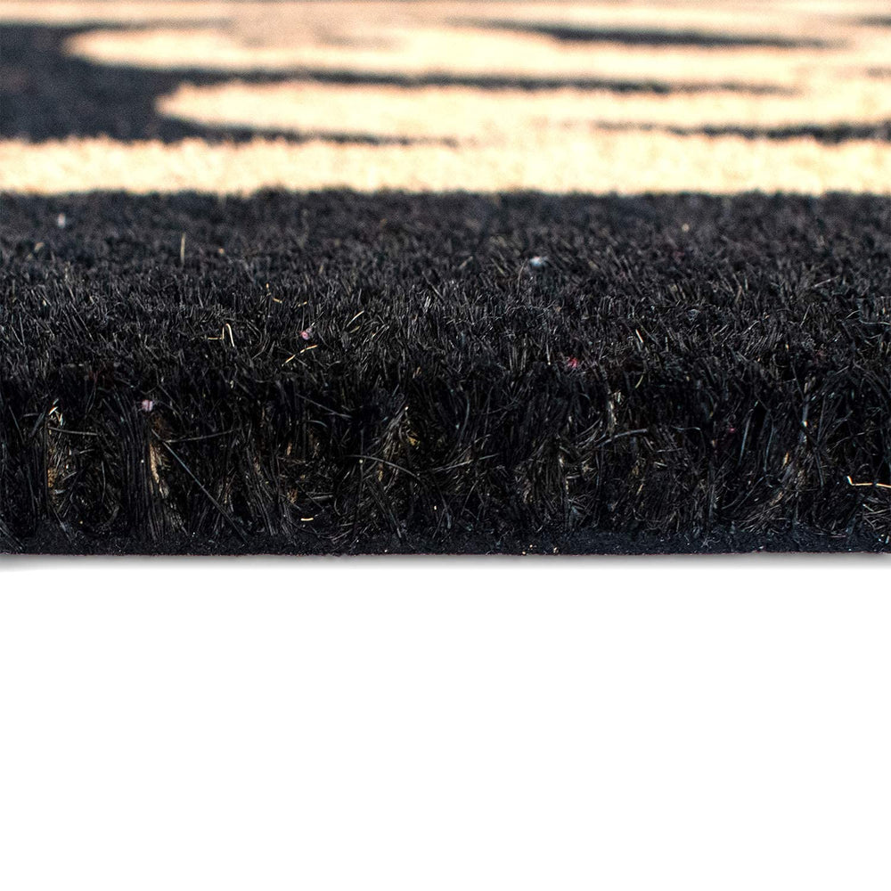 LuxUrux packaged mat displaying label and ready-to-use condition