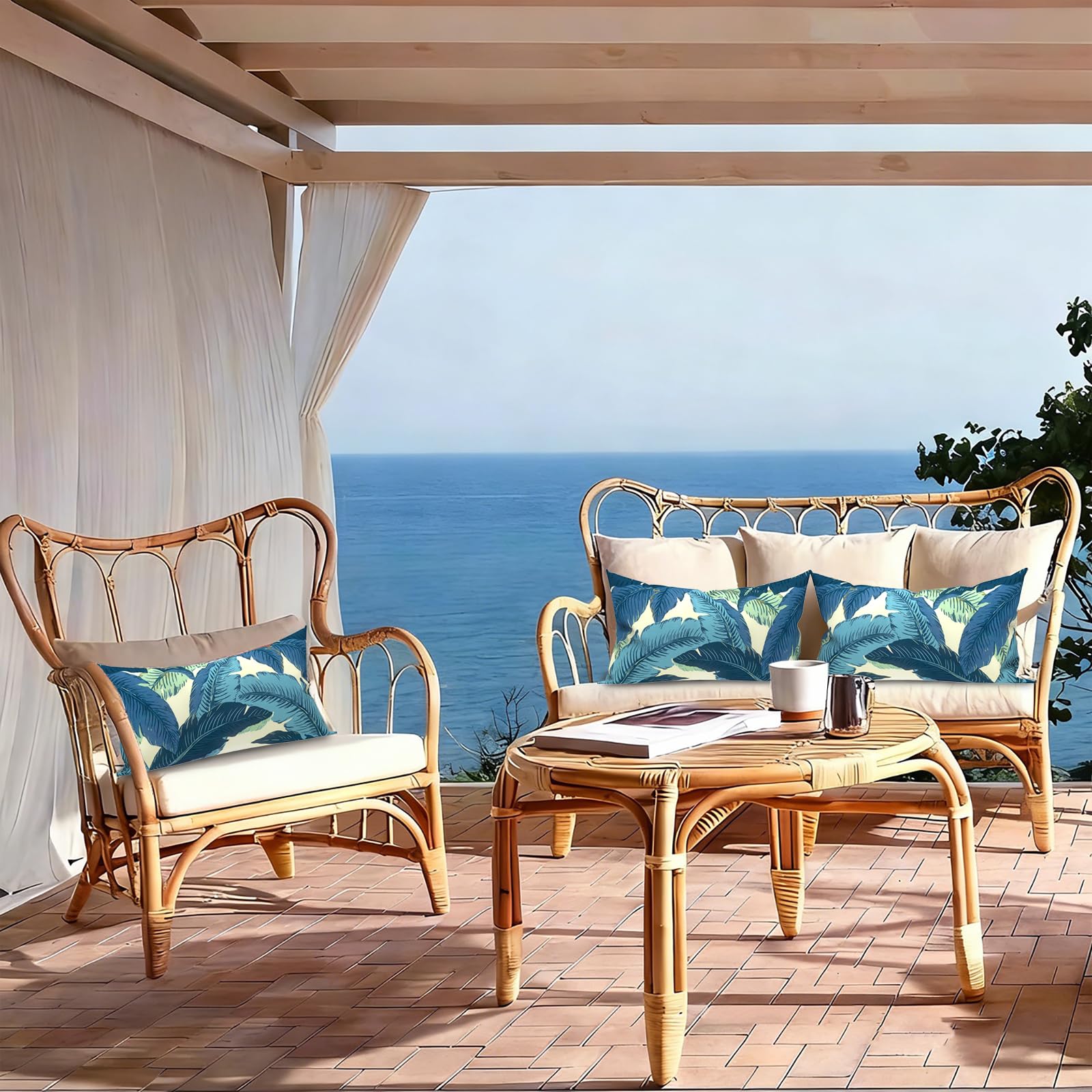 LVTXIII detalle del patrón Swaying Palms azul, añade estilo tropical al mobiliario