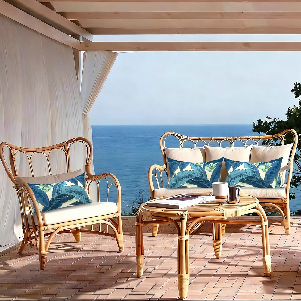 LVTXIII detalle del patrón Swaying Palms azul, añade estilo tropical al mobiliario