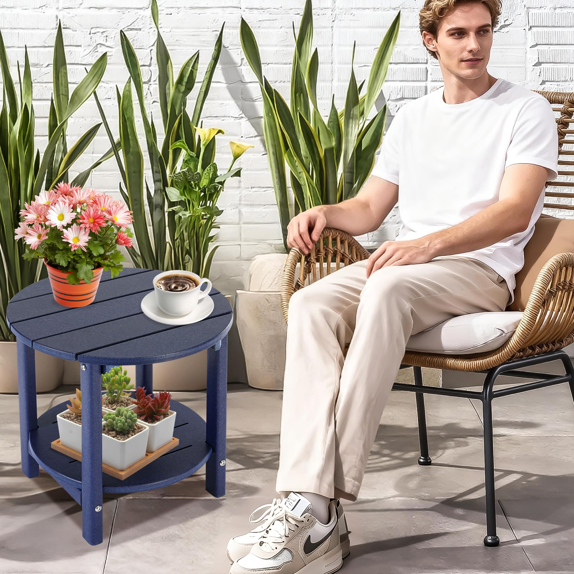 LZRS top surface with drink showing stable round top and spill-resistant convenience