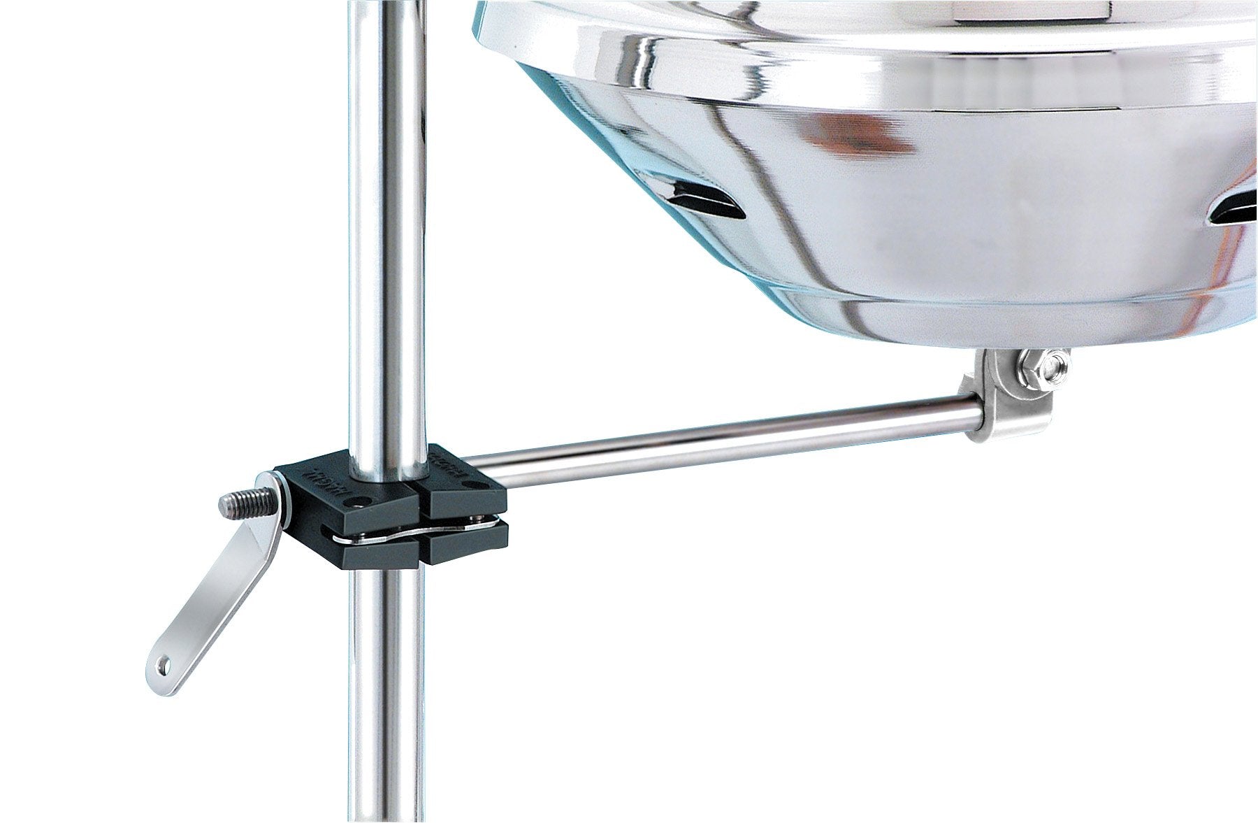 MAGMA A10-080 front view showing bracket and rail attachment for secure grilling