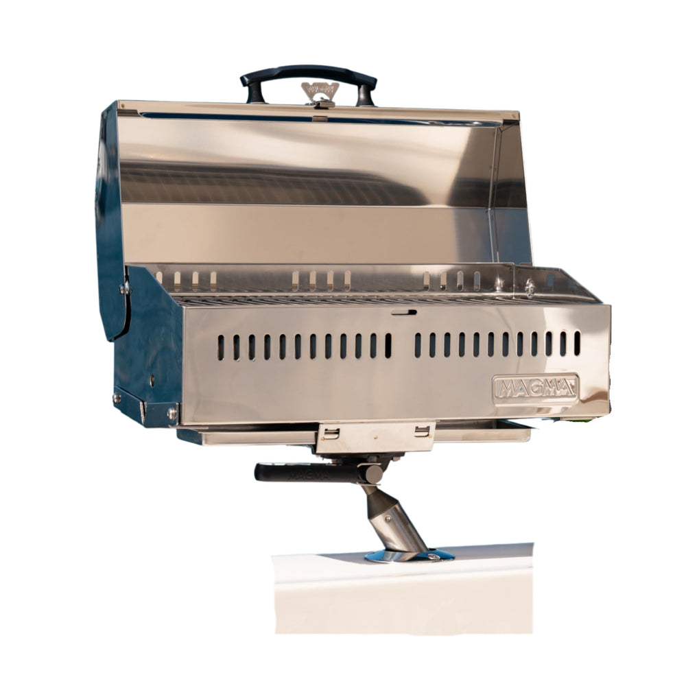 MAGMA Cabo front view showing polished stainless steel and compact form for durability