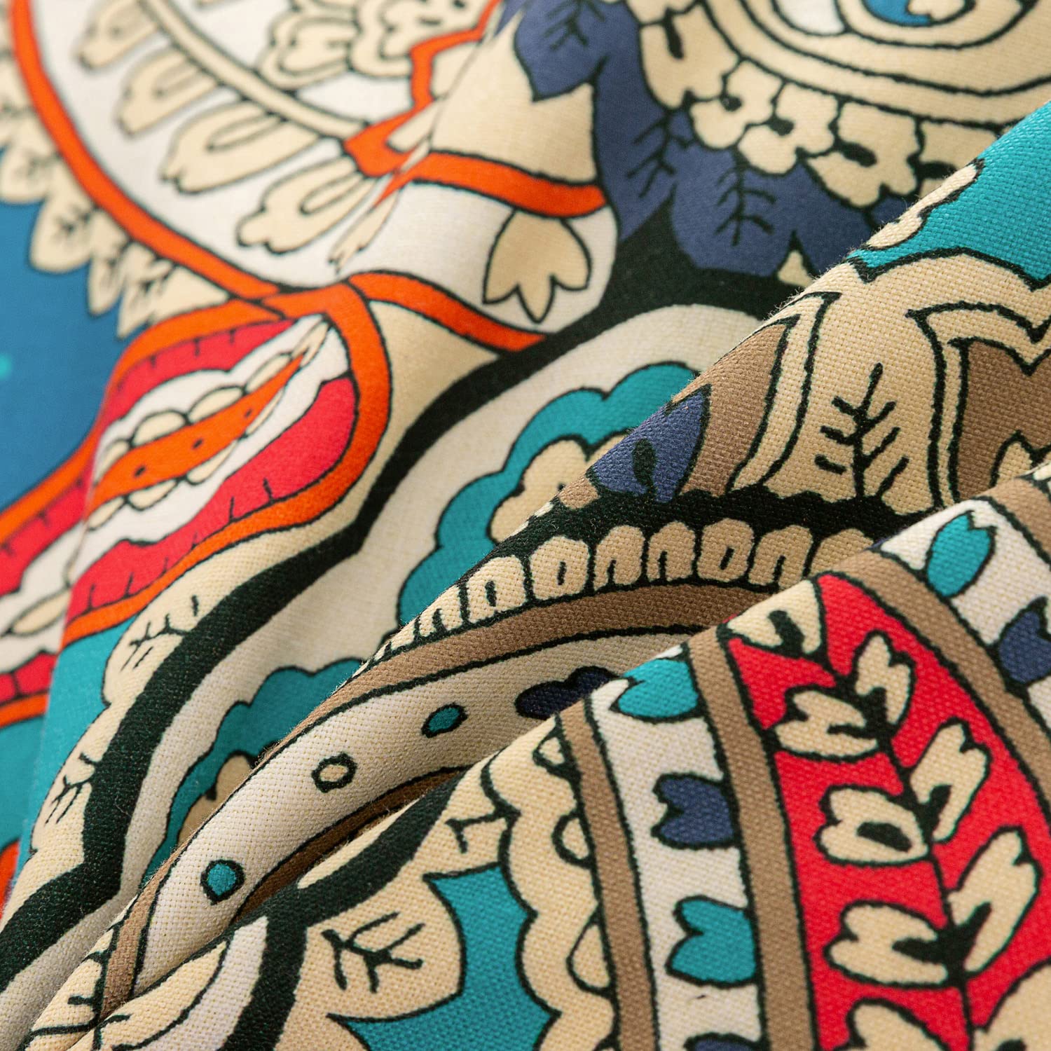 Makimoo close-up floral print emphasizing vibrant pattern and decor benefit