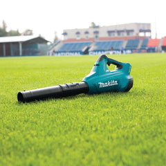 Makita XBU02Z nozzle close-up highlighting airflow port and durable construction for performance