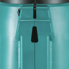 Makita XBU03SM1 handle and control panel showing cruise control for easier operation