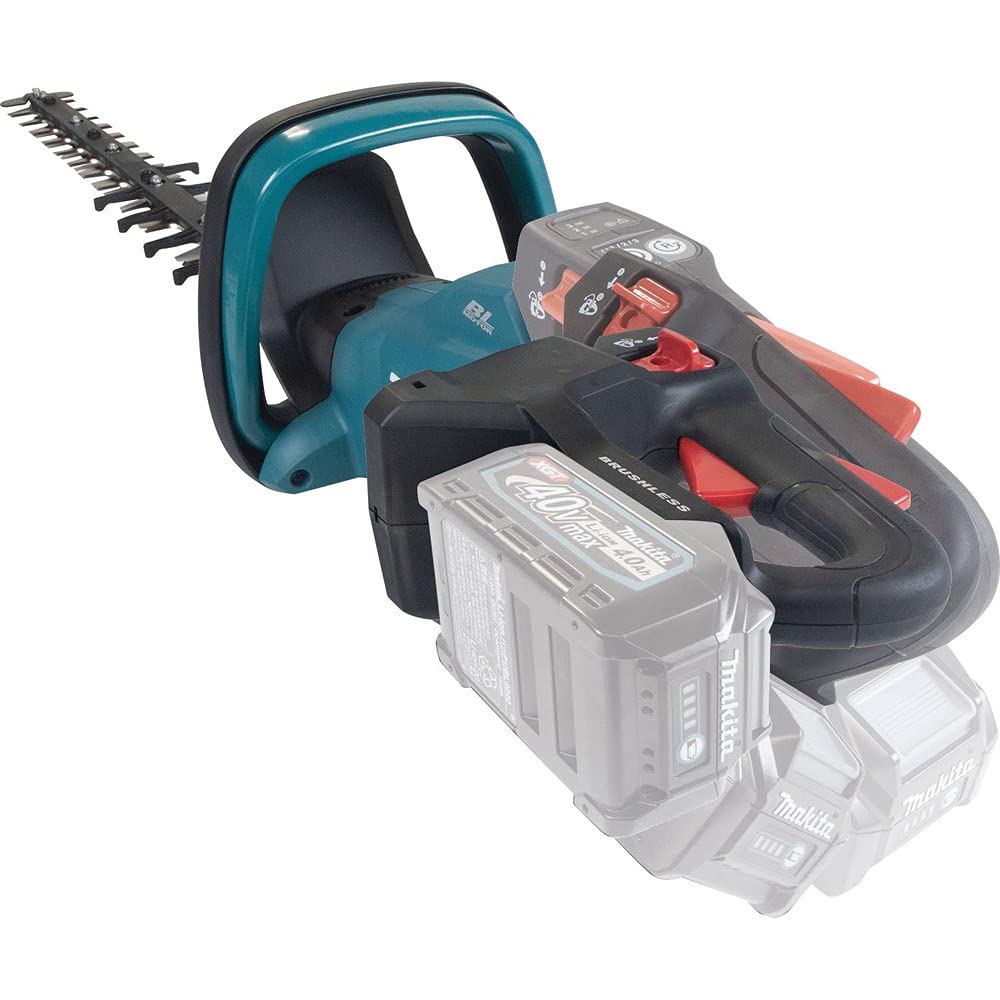 Makita XGT blade close-up highlighting dual-action teeth for smoother, cleaner cuts