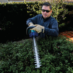 Makita XHU10Z rubberized soft grip detail for improved comfort