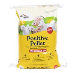 Manna Pro front bag view showing product and clear feeding benefit