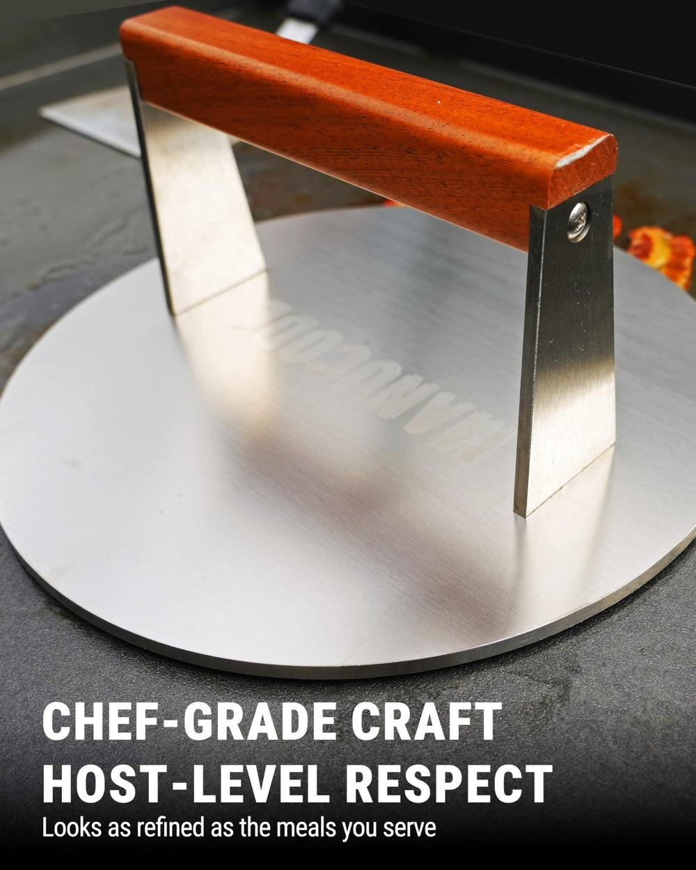 Manucode pressing bacon and steak illustrating even cook and searing benefit