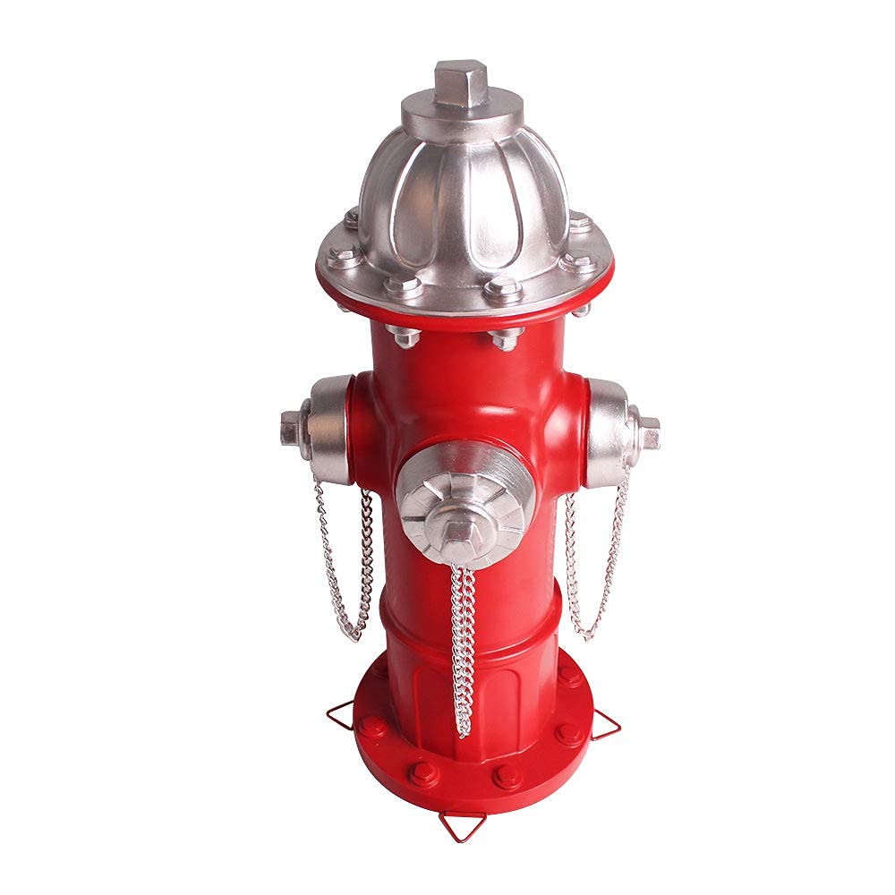 MARYTUMM hydrant in garden setting adding charm and guiding puppies