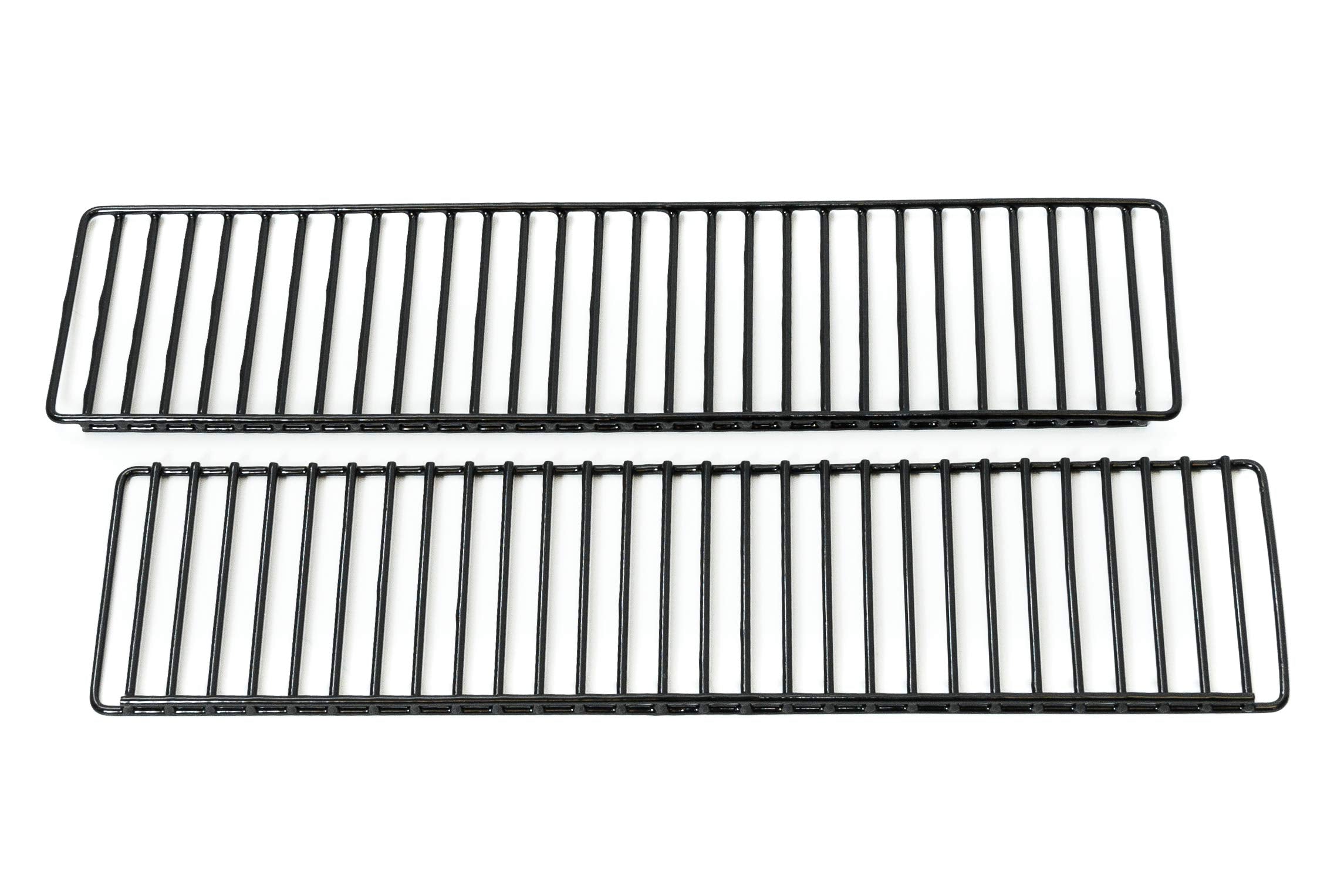 Masterbuilt warming rack front view showing fit and extra cooking space benefit