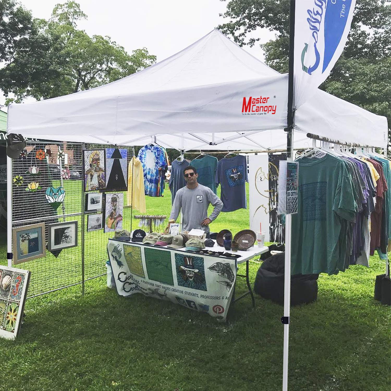 MASTERCANOPY lifestyle market setup showing shade and vendor-friendly use
