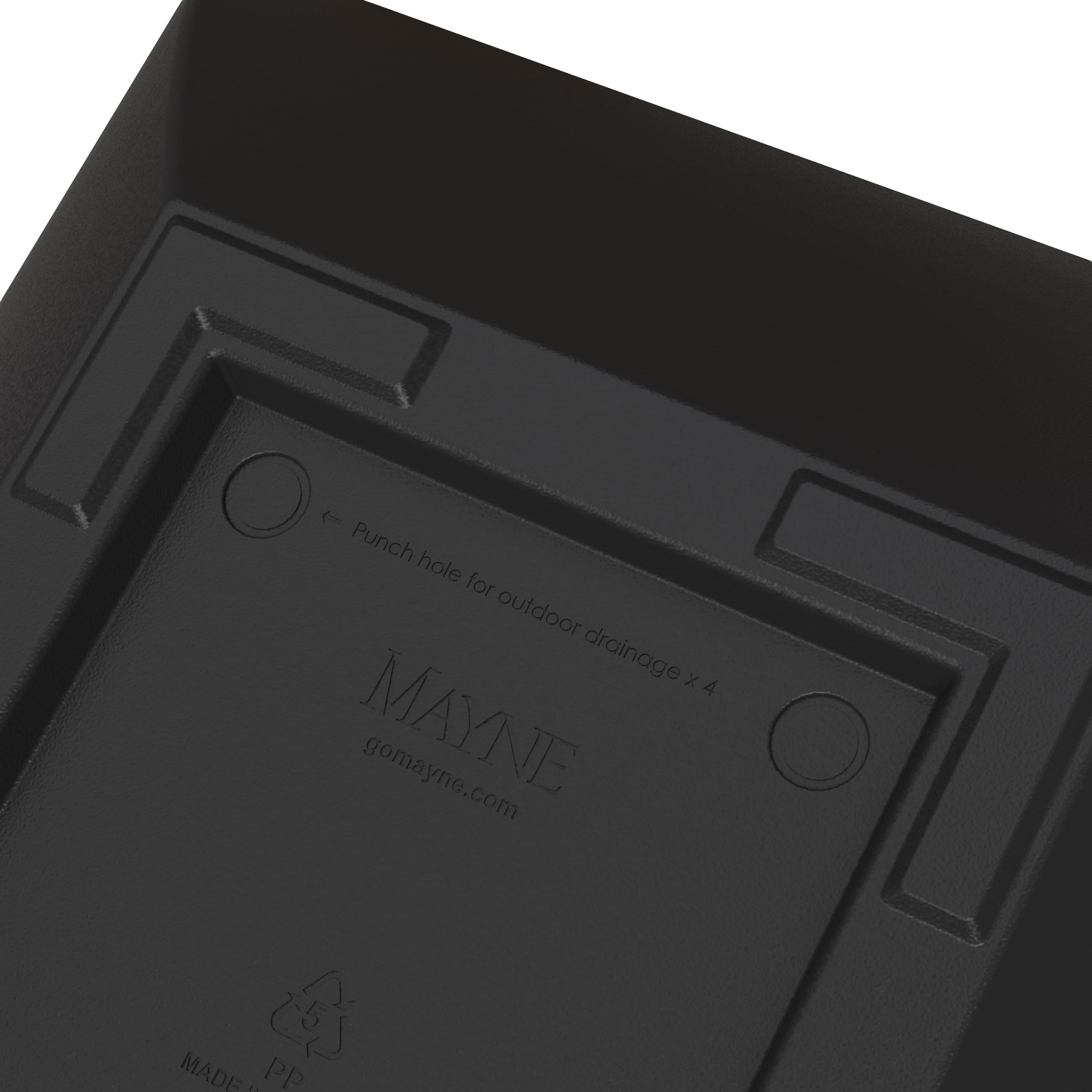 Mayne Renew packaging and label showing Canadian craftsmanship and warranty benefit
