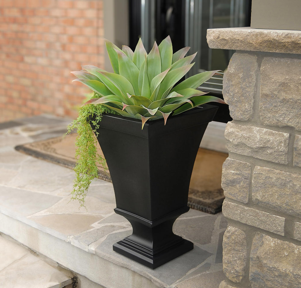 Mayne Vienna in garden corner lifestyle scene offering timeless design and durability