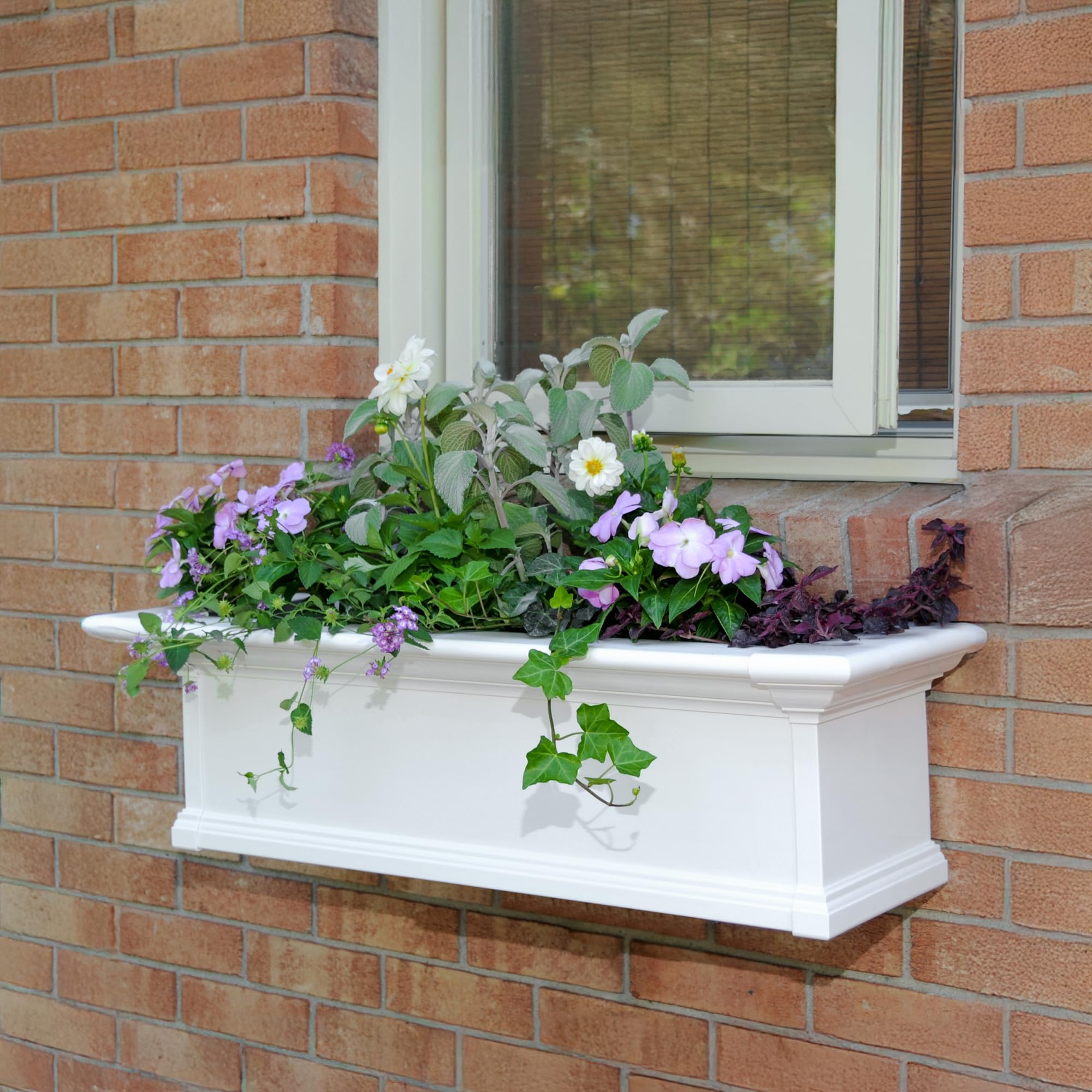 Mayne Yorkshire mounted on a window demonstrating easy installation and curb enhancement