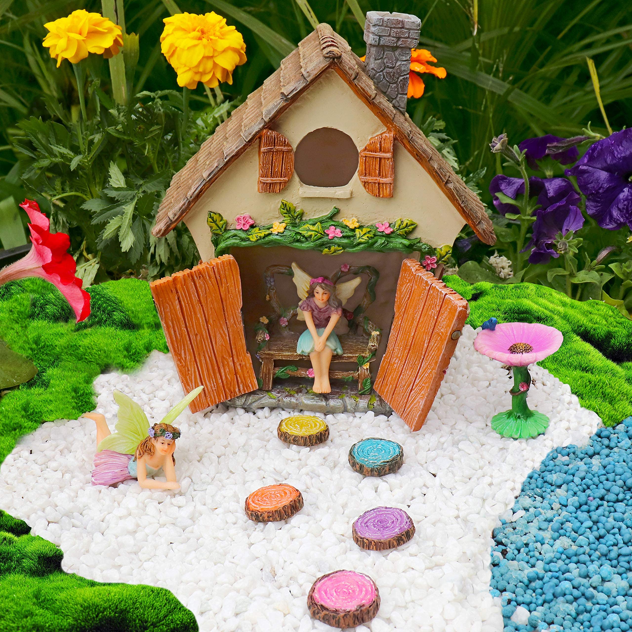 Meadow & Oak kit in hand showing scale and easy placement benefits
