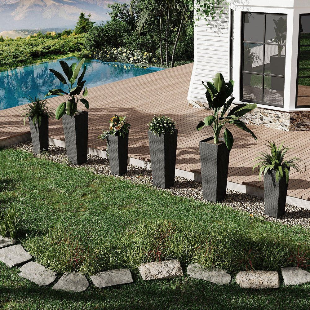 MegaChoice planter with drip tray protecting deck from water benefit