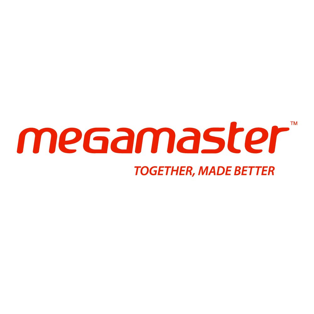 Megamaster close-up of ceramic texture highlighting heat retention and crisp crust results