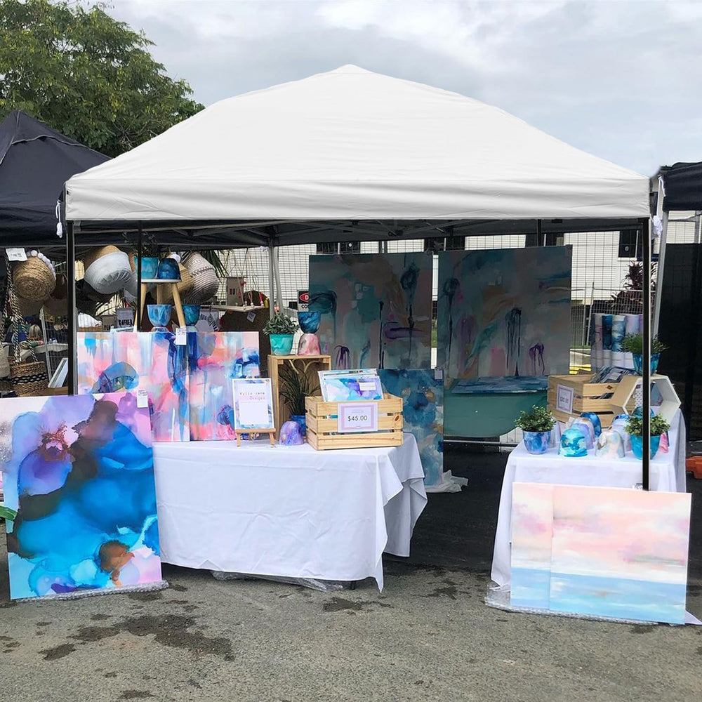 Mejreiik canopy top in market setting improving vendor protection
